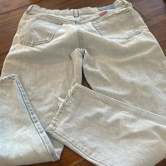 Vintage Wrangler light wash blue denim jeans high waisted rise sz 29 waist - Picture 1 of 16